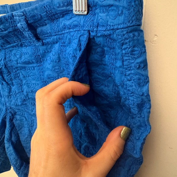 Old Navy Textured Blue Women's Bermudas - Picture 4 of 5